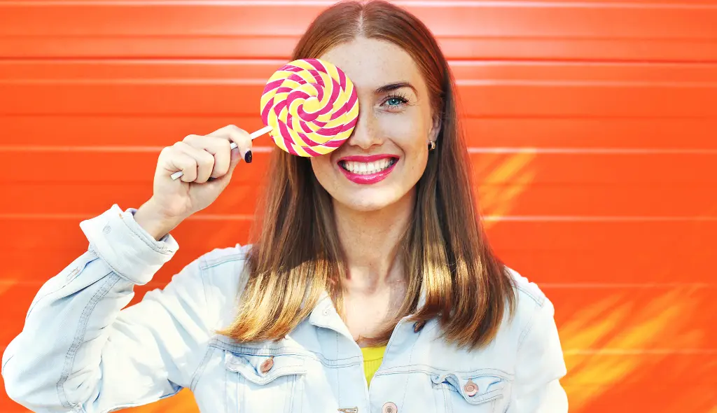 Flirty Emojis to Send to a Girl